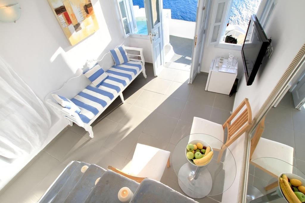 Finesse Suites イア エクステリア 写真