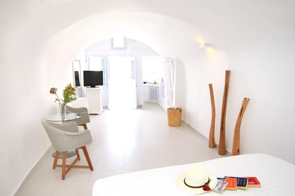 Finesse Suites イア エクステリア 写真