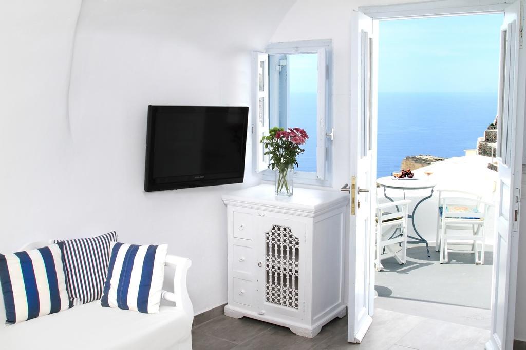 Finesse Suites イア エクステリア 写真